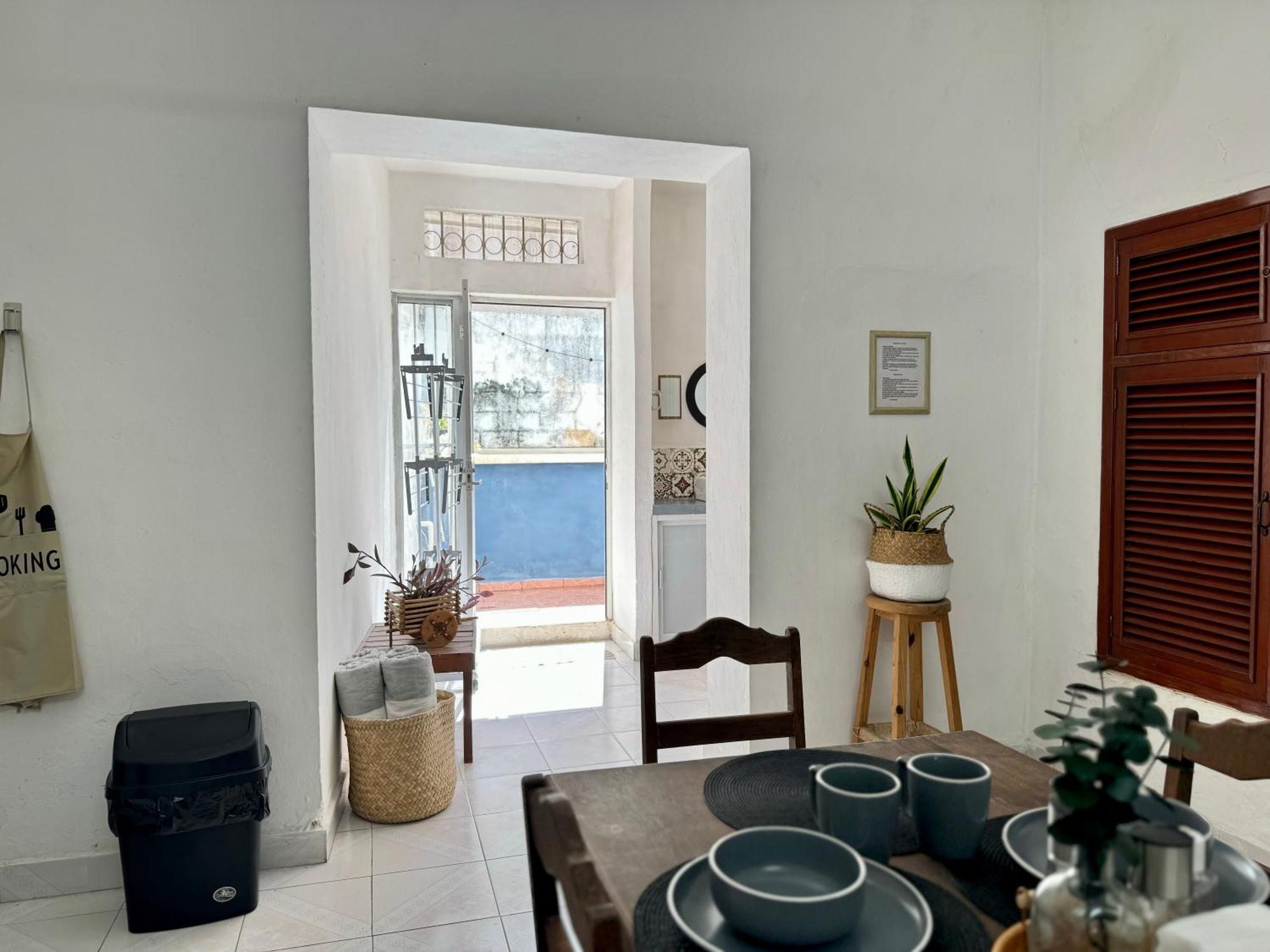 Casita Azul Colonial En El Centro De Merida. *